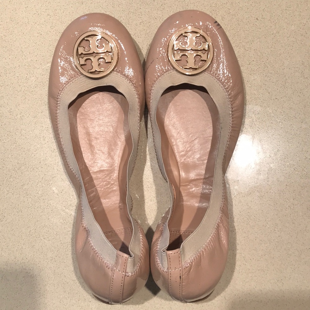 Nude Tory Burch pumps 11M